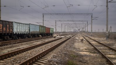 Саботаж? Влак със зърно дерайлира в Крим