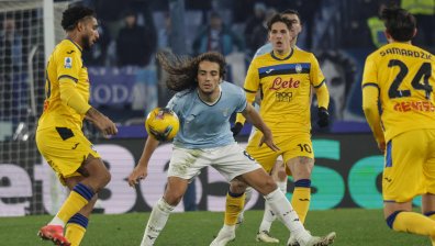 "Лацио" прекъсна победната серия на "Аталанта"