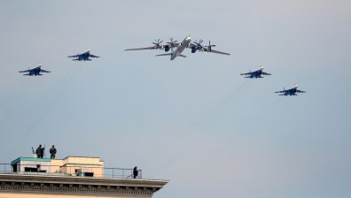 "Буря" над Украйна: Русия подготвя въздушна атака, твърди британското разузнаване