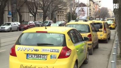 Таксиметровите шофьори готвят протест пред Столичната община