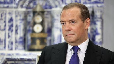 Медведев обвини САЩ за удара по болница в Газа: Това е чудовищно престъпление