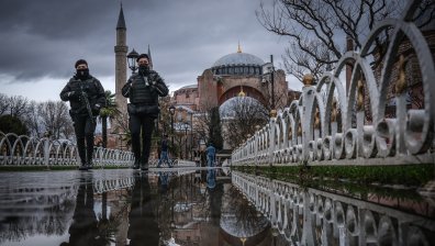 Турция затяга мерките след огромен ръст на новозаразени с Ковид-19