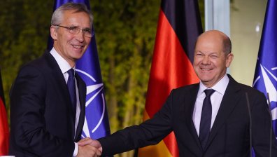 Шолц: Ще сме гарант, че конфликтът в Украйна няма да въвлече НАТО