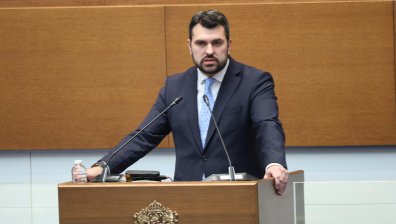 Министър Георгиев изказа съболезнования за загиналите в Кочани и предложи подкрепа