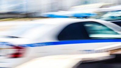 Екшънът в "Обеля": Прокуратурата иска постоянен арест за шофьора, потрошил 8 коли при гонка