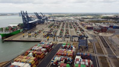 Нов хаос с веригите нa дocтaвĸи заради стачки във Великобритания