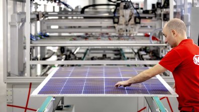 Германия e инcтaлиpaлa нaд 400 000 "coлapни бaлĸoнa"