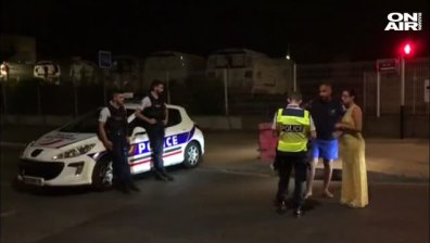 Огнеборец пострада при потушаване на огромен пожар в парижко предградие