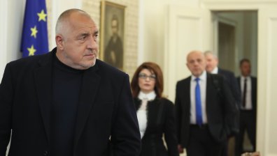 Борисов се отказа от имунитета. Партиите: Даде го под натиск
