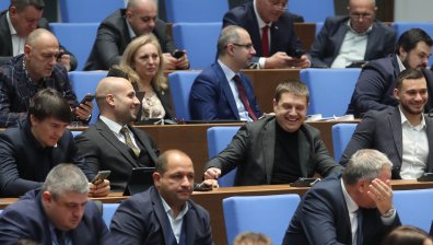 Партиите имат два работни дни, за да подадат годишните си финансови отчети