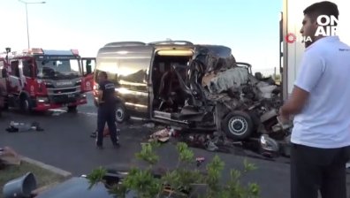 9 загинали и над 30 ранени в две тежки катастрофи в Турция, автобус полетя в 50-метрова пропаст