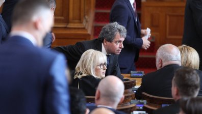 "Има такъв народ" кара политически пубертет, ГЕРБ ще бъде агресивна опозиция