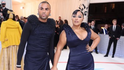 Бляскави тоалети на Британските модни награди, пищна красавица е модел на годината