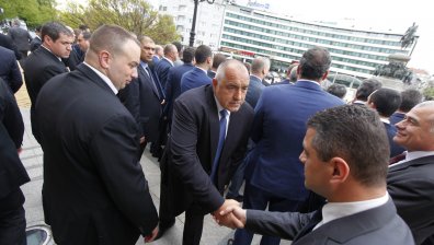 Борисов зове за мир и стабилност вместо "хейтене"