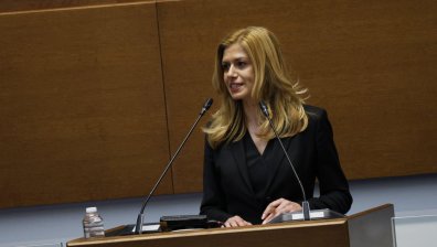 Михаела Доцова е новият председател на Народното събрание