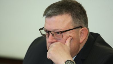 Цацаров: Ще има очна ставка между шефа на БНР и техническия директор