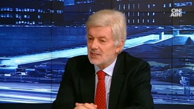 Валентин Михов: Трябват нови стадиони и зали, за да върнем децата към спорта