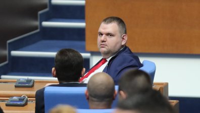 Делян Пеевски: Румен Радев положи всички усилия България да не купи F-16