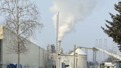 Над 76 000 евро глоба за "Кроношпан" заради миризми и други провинения