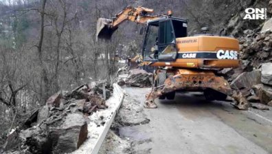 Възстановено е движението по пътя София-Самоков