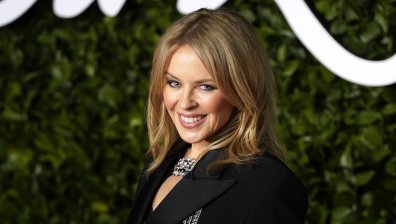 Кайли Миноуг на 52 и с нов албум, записан във всекидневната ѝ