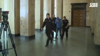 Спор около "Левски" и ЦСКА бил причината за атаката с нож преди дни