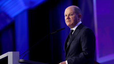 Пада доверието на германците към Шолц, 59% искат предсрочни избори