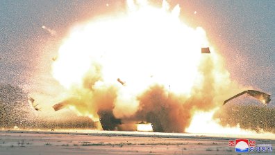 Северна Корея демонстрира нови взривяващи се дронове