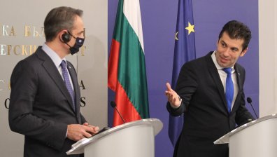 Петков: Намаляваме зависимостта си от руския газ, против съм НАТО да се изтегля от България