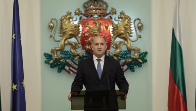 Румен Радев внася предложение за референдум за въвеждане на еврото у нас