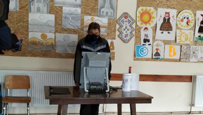 ЦИК провежда втори експеримент за изцяло машинно гласуване