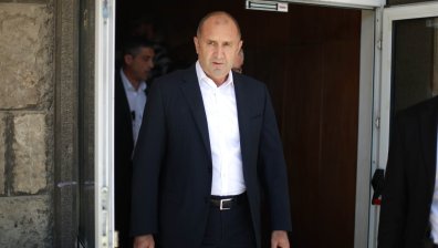 Румен Радев: Гласувайте през април, за да сложим край на грабежа!