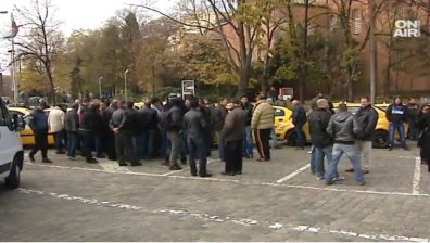 Стачната готовност на таксиметровите шофьори отпада