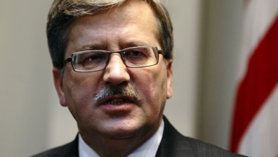 Полша осуети терористичен акт срещу президента Коморовски