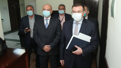 За 24 часа: Рекорден брой починали с коронавирус, заразените са 587!