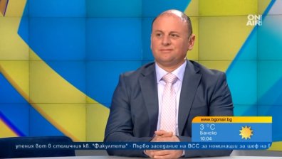 Мирослав Евтимов, "Синя България": От 2026 г. ДДС да е 19%, а плоският данък - 9%