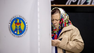 ЕК видя безпрецедентна намеса от Русия на референдума в Молдова за ЕС