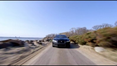 Зад волана на Jaguar XF