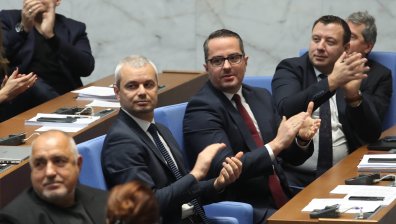 Костадин Костадинов: Важното е да има предсрочни избори, няма значение дали ще са 2 в 1