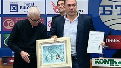 Кубрат Пулев взе приза за най- добър професионален боксьор за 2011