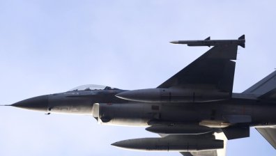 Испански изтребител F-18 свали дрон, нарушил въздушното пространство на Румъния