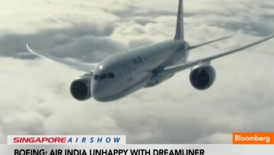 Boeing и Airbus се борят за привличане на вниманието на авуошоуто в Сингапур