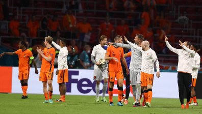 Нидерландия удари Украйна в най-резултатния мач от началото на Евро 2020
