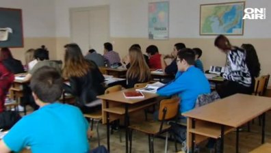Ръст на учителските заплати в малките населени места