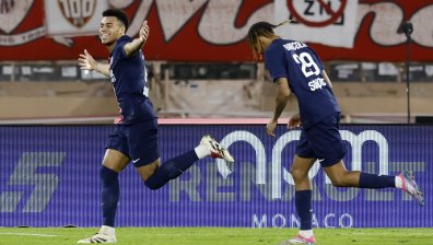 ПСЖ обърна "Ланс", Годуин Коялипу не успя да вкара гол