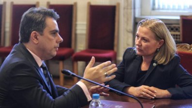Асен Василев към НС: Без актуализация не можем да се справим с Ковид вълната
