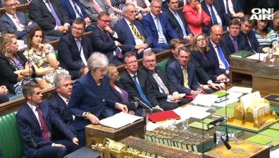Британският парламент трябва да реши за споразумението за Brexit до 21 януари