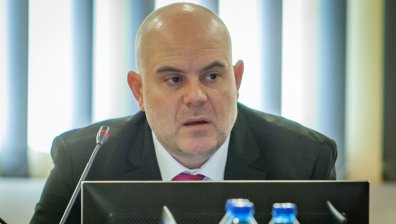 Прокуратурата: Руски дипломати са шпионирали у нас