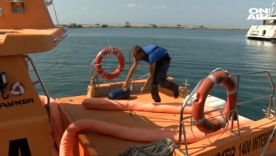 След множество опити: Започна източването на мазута от потъналия "Мопанг"