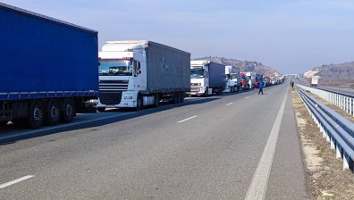 От 1 юли отварят за туристи "Илинден - Ексохи", облекчават трафика на "Кулата"